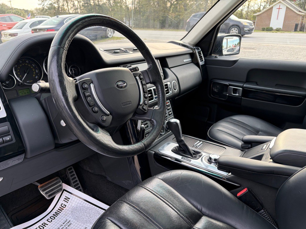 2008 Land Rover Range Rover Image 9