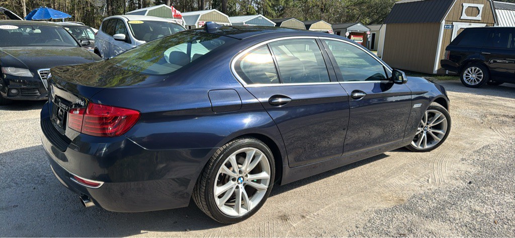2016 BMW 5 Series Image 2