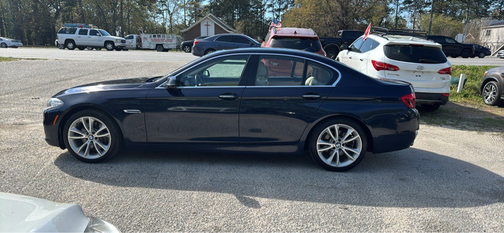 2016 BMW 5 Series Image 3