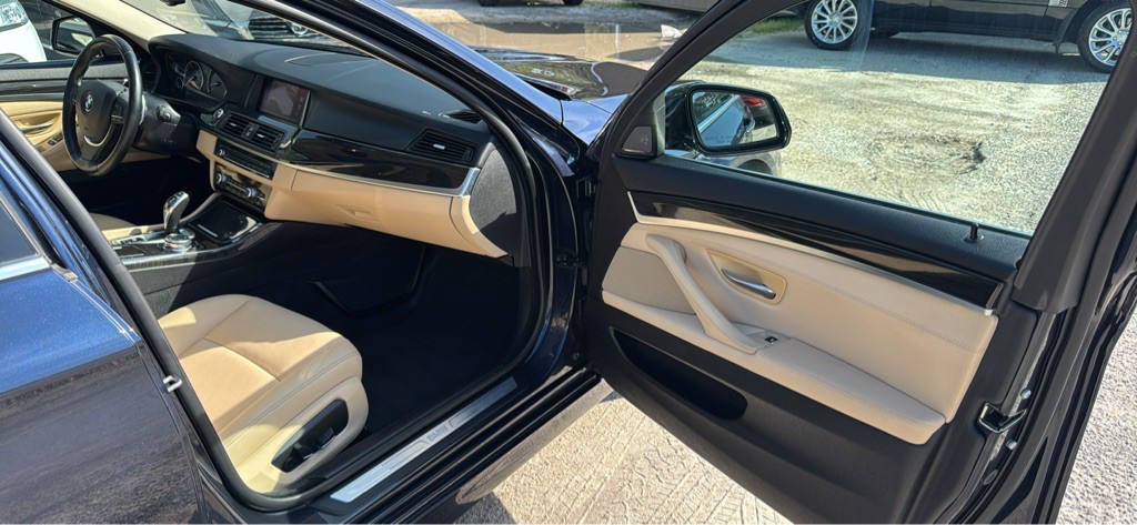 2016 BMW 5 Series Image 14