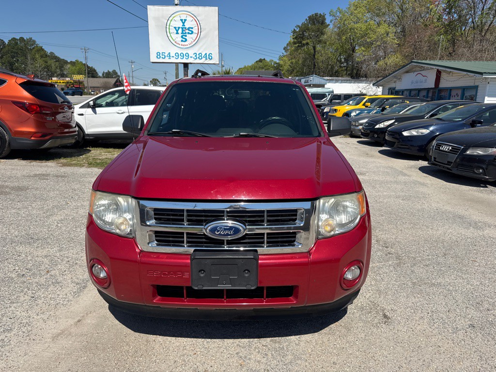 2010 Ford Escape Image 2