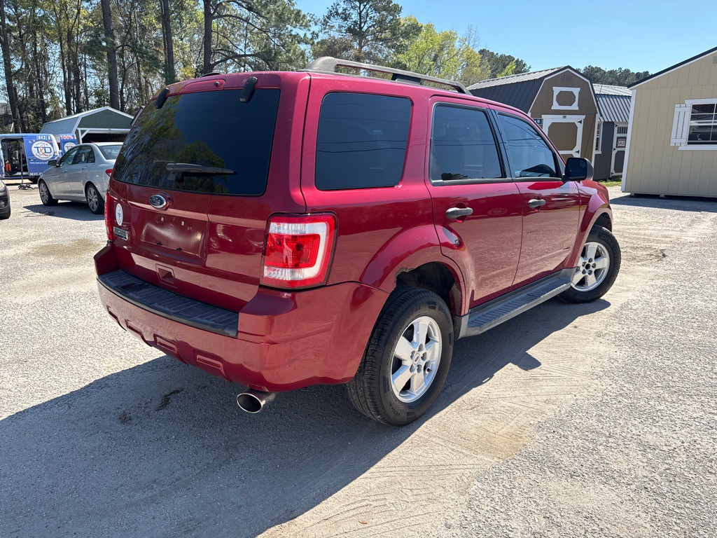 2010 Ford Escape Image 6