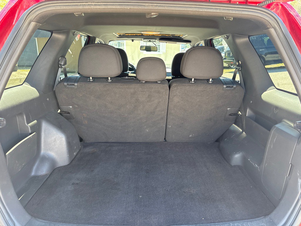 2010 Ford Escape Image 12