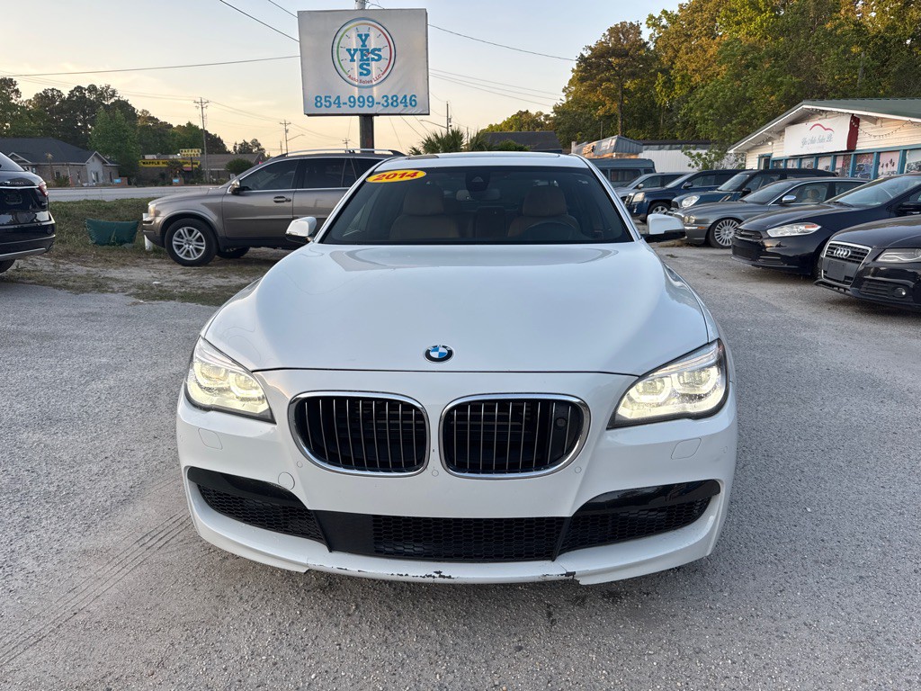 2014 BMW 7 Series Image 3