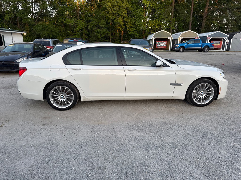 2014 BMW 7 Series Image 5