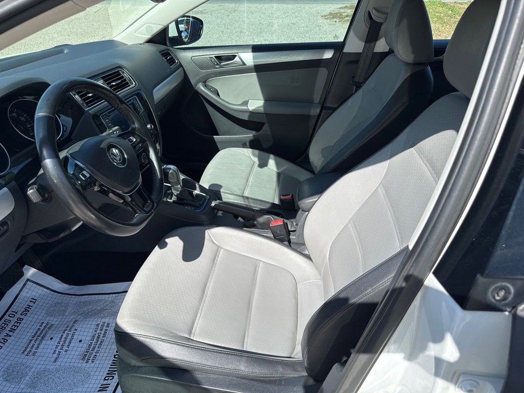 2016 Volkswagen Jetta Image 7