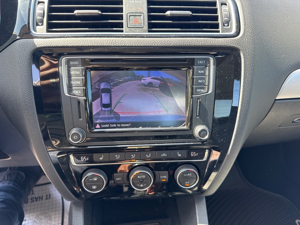 2016 Volkswagen Jetta Image 10