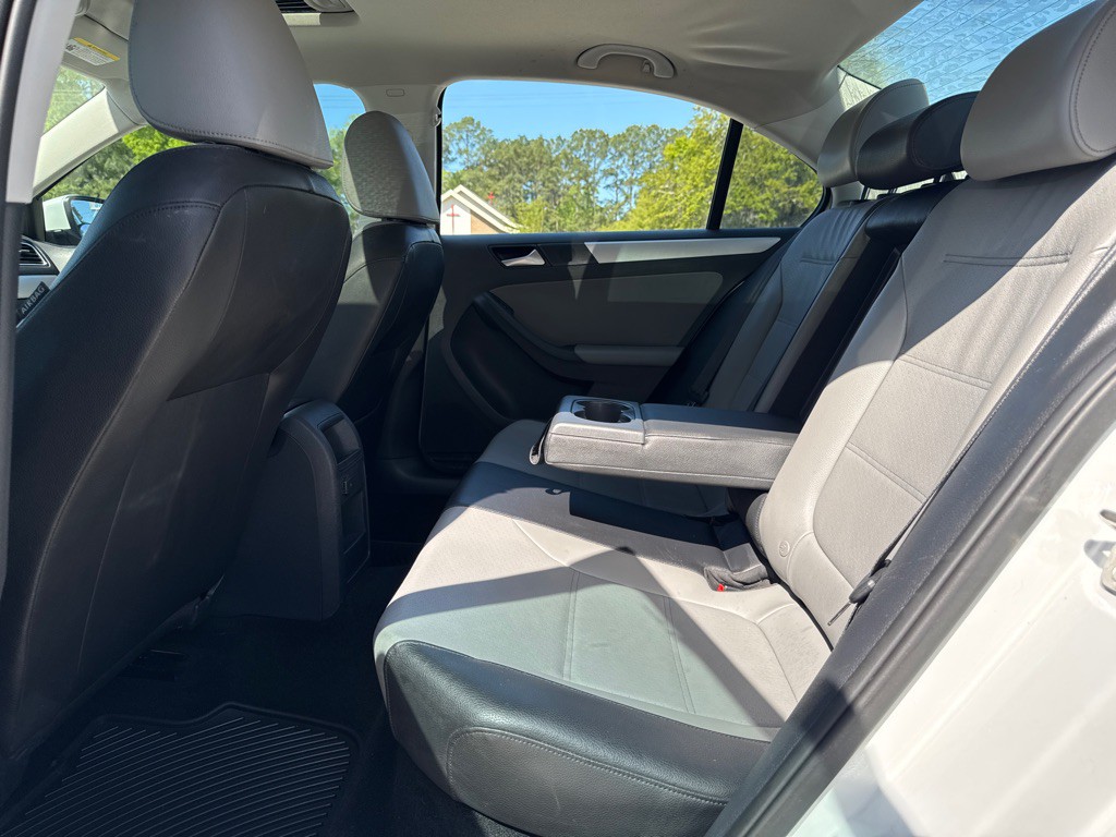 2016 Volkswagen Jetta Image 13