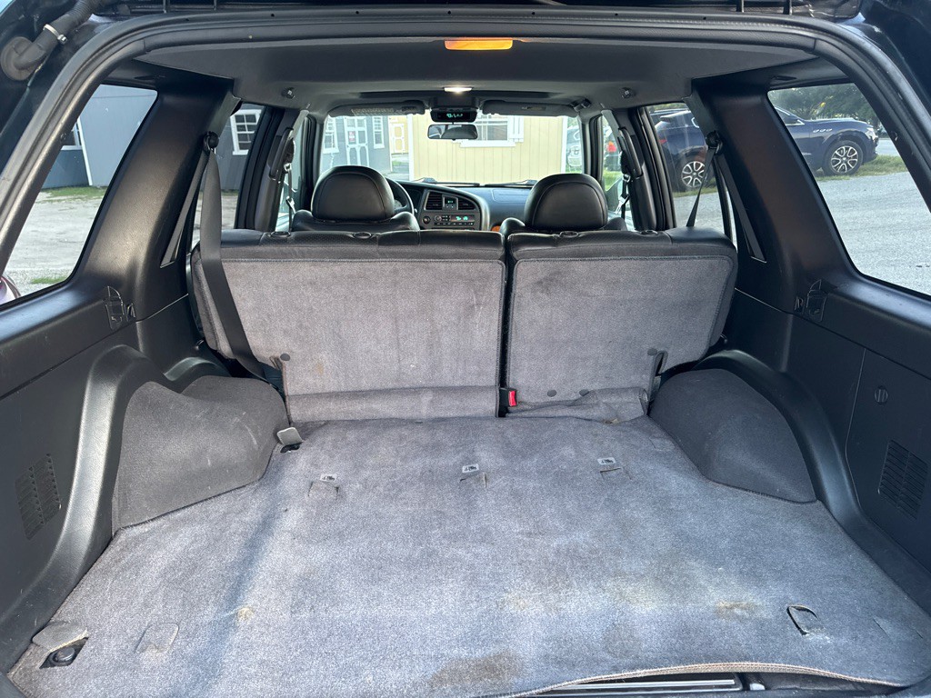 2003 Nissan Pathfinder Image 9