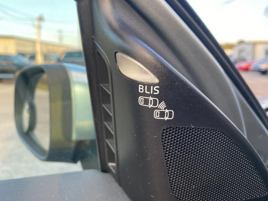 2011 Volvo C30 Image 33