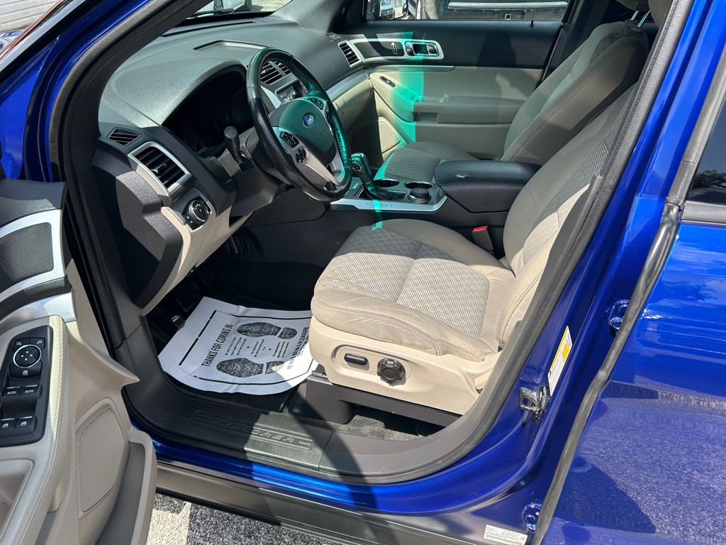 2013 Ford Explorer Image 17