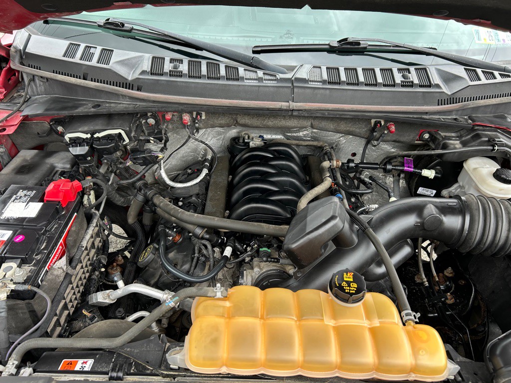 2015 Ford F-150 Image 18