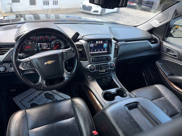 2015 Chevrolet Suburban Image 11