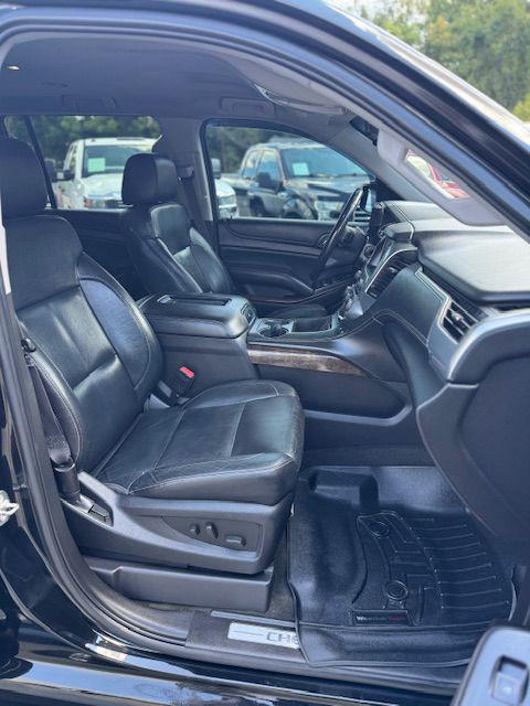 2015 Chevrolet Suburban Image 14