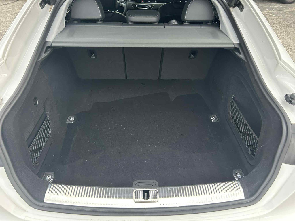 2022 Audi A5 Image 9