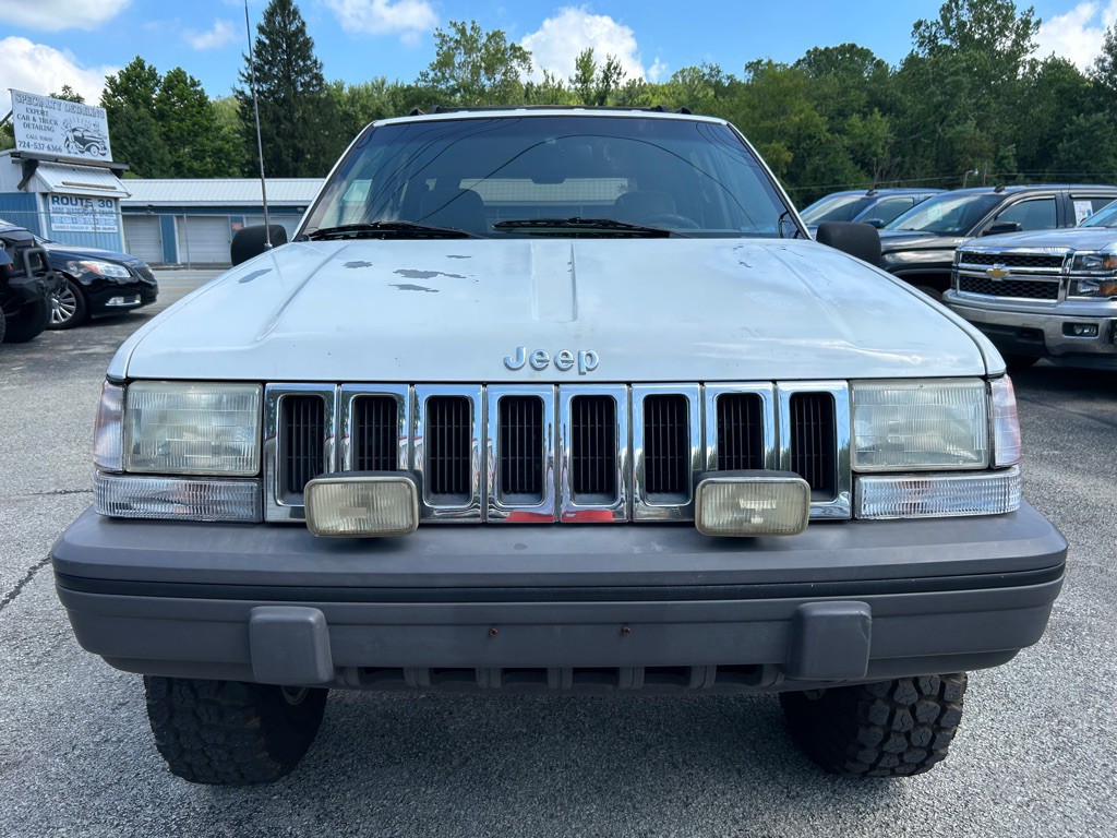 1993 Jeep Grand Cherokee Image 2