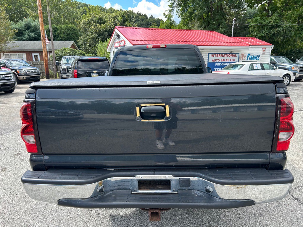 2005 Chevrolet Silverado 1500 Image 4