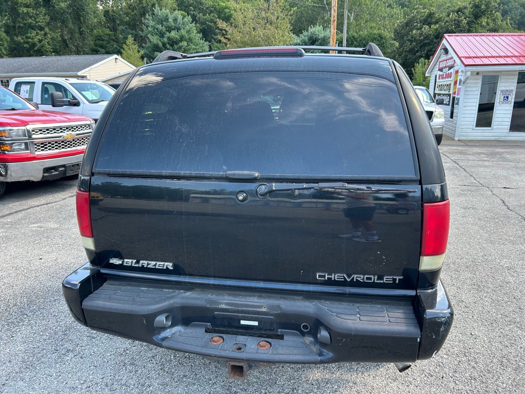 2002 Chevrolet Blazer Image 5