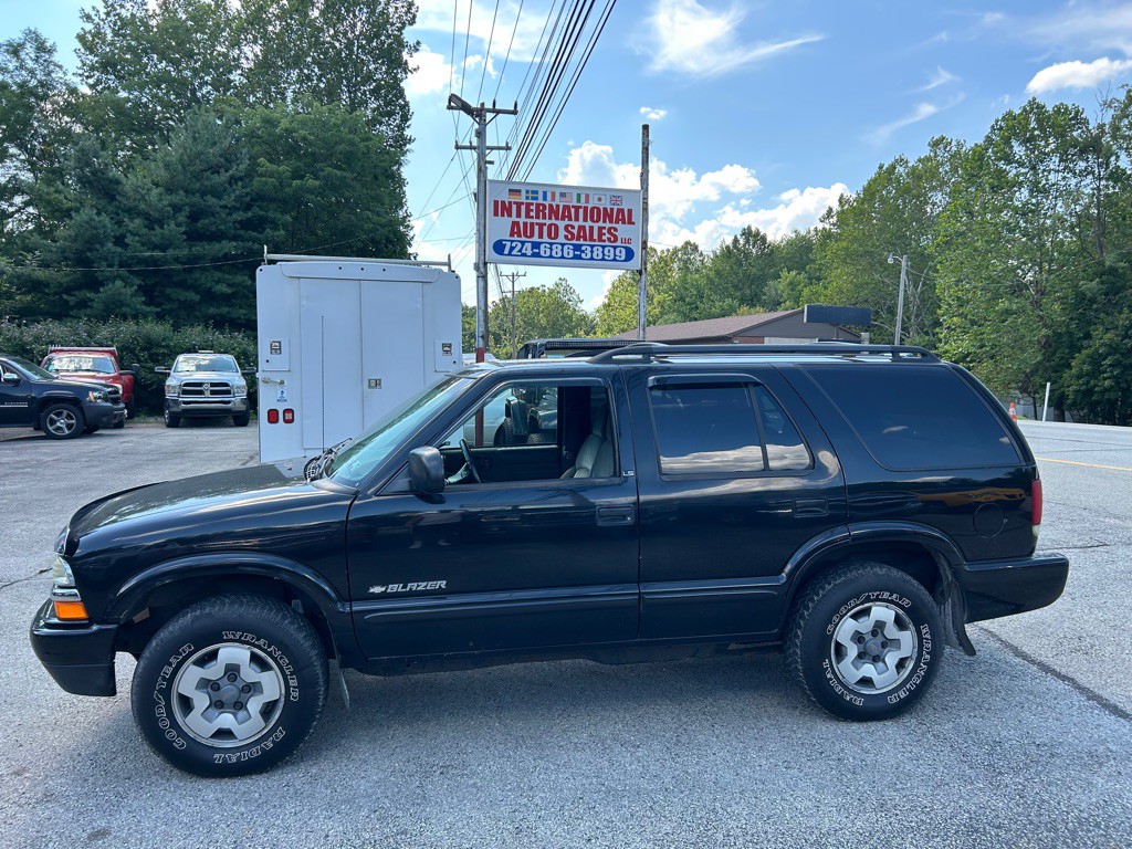 2002 Chevrolet Blazer Image 9