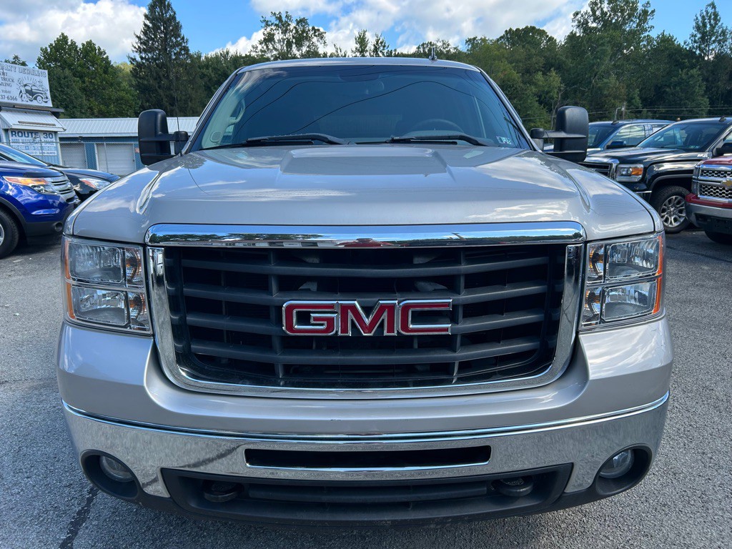 2007 GMC Sierra 2500 Image 3