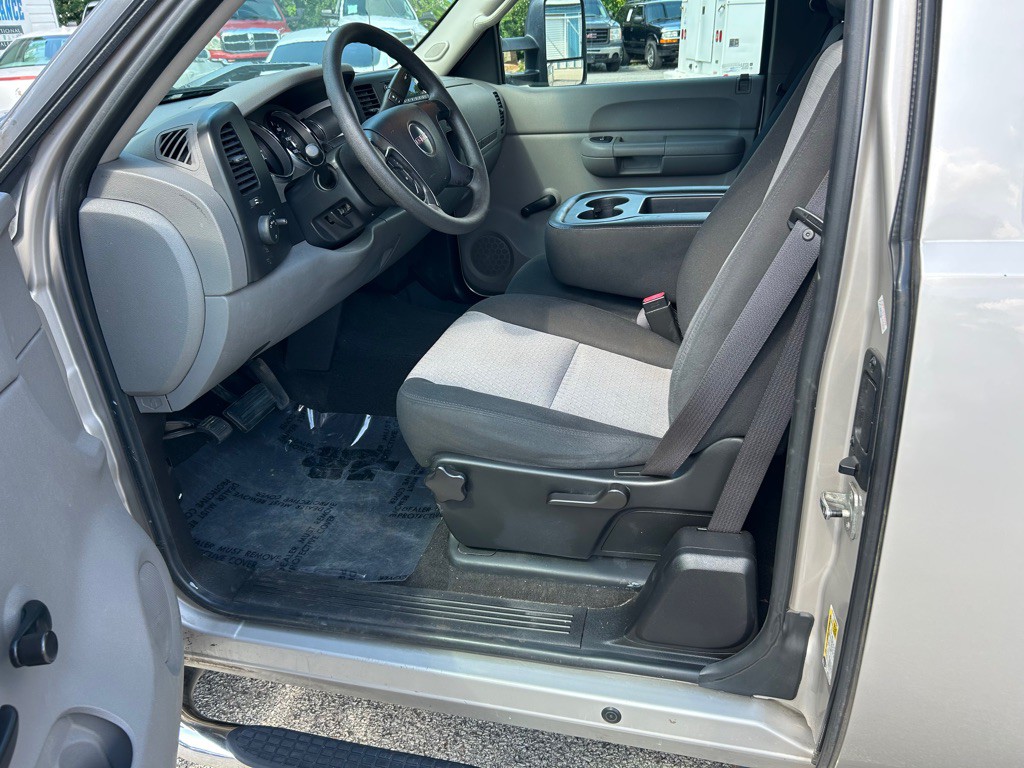 2007 GMC Sierra 2500 Image 10