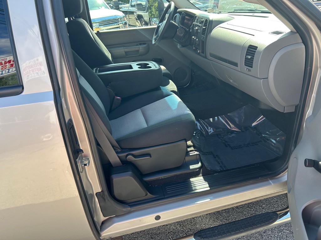 2007 GMC Sierra 2500 Image 14