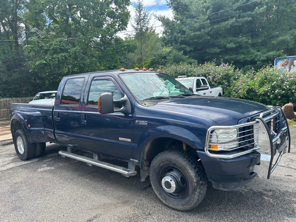 2004 Ford F-350 Image 2