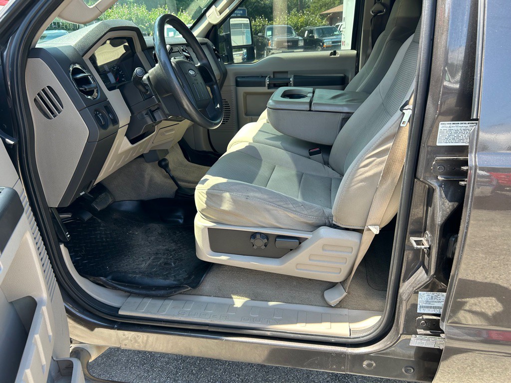 2008 Ford F-350 Image 10