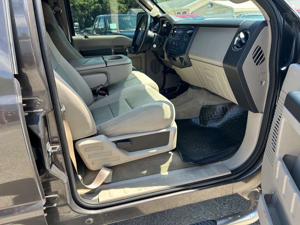2008 Ford F-350 Image 13