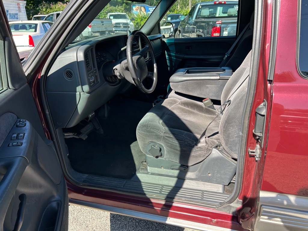 2002 Chevrolet Silverado 1500 Image 10