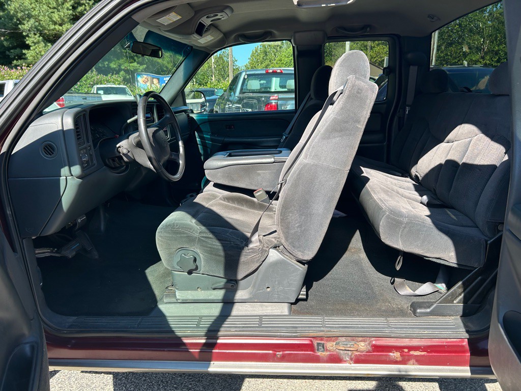 2002 Chevrolet Silverado 1500 Image 11