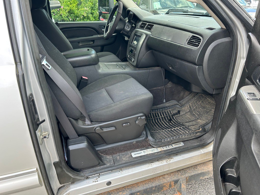 2011 GMC Sierra 1500 Image 10
