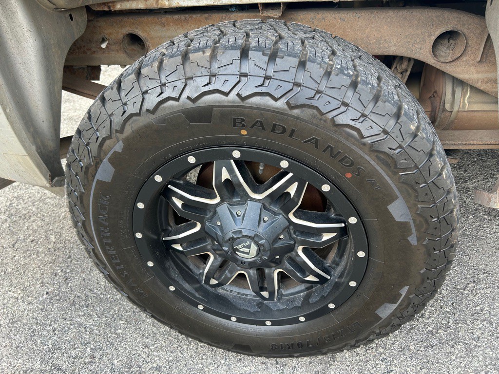2011 GMC Sierra 1500 Image 15