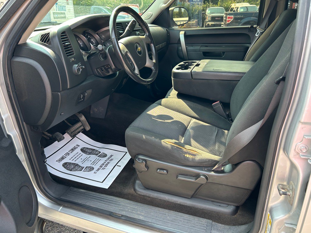 2011 Chevrolet Silverado 1500 Image 13