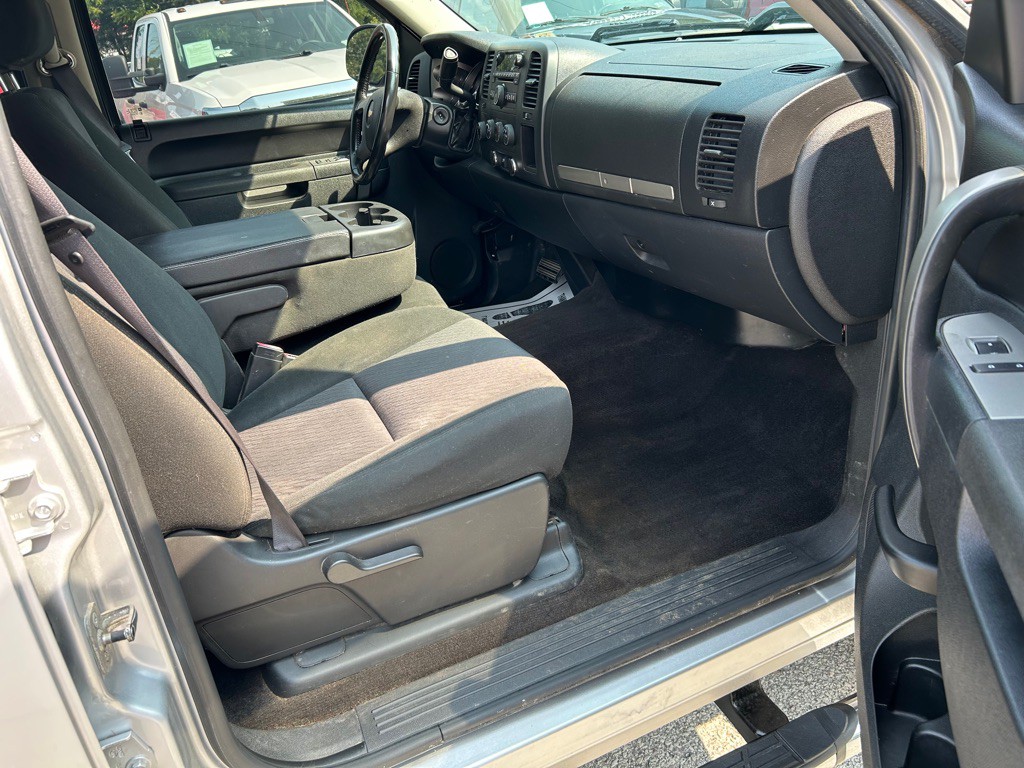 2011 Chevrolet Silverado 1500 Image 15