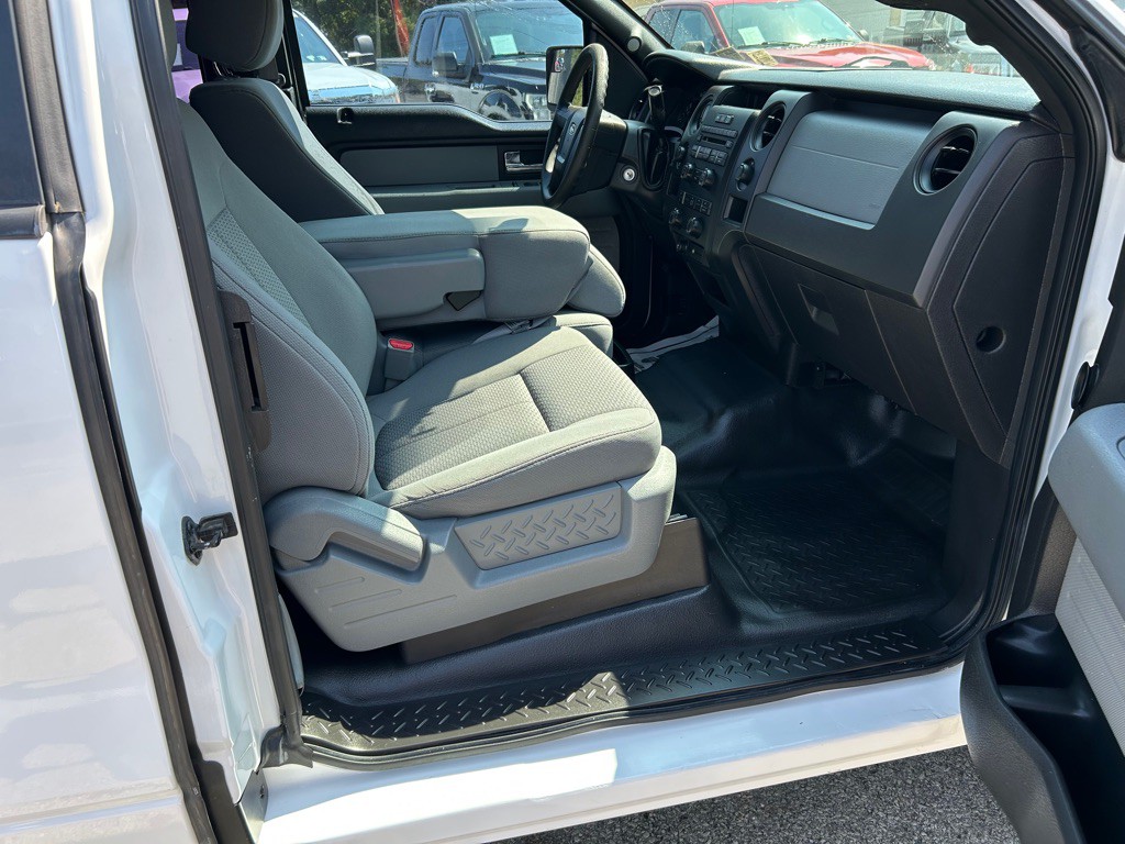 2012 Ford F-150 Image 12