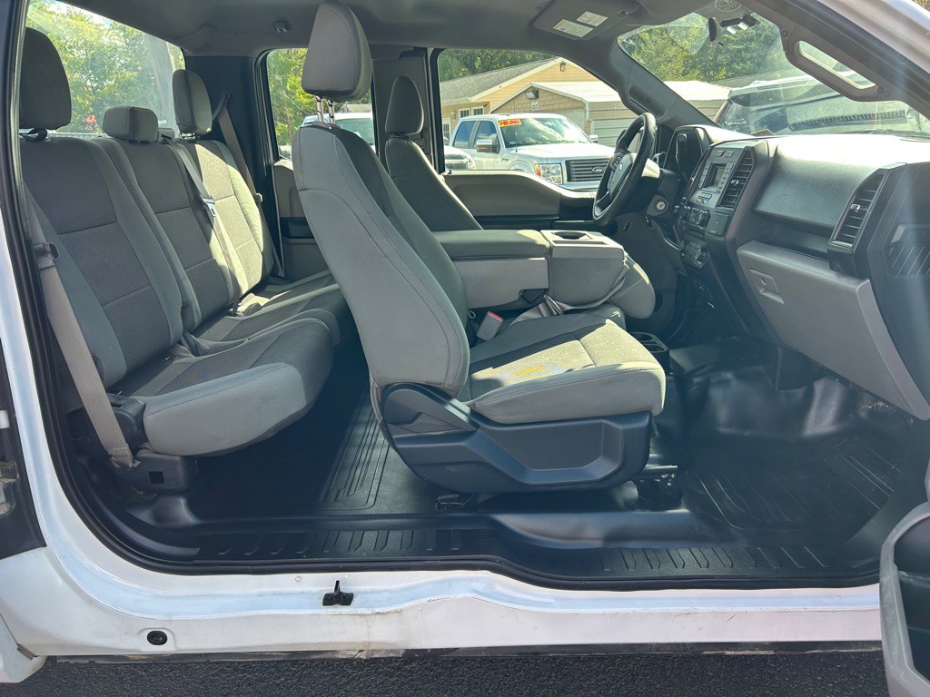 2015 Ford F-150 Image 12