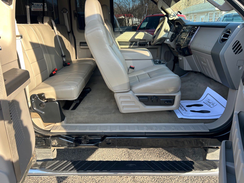 2008 Ford F-350 Image 11