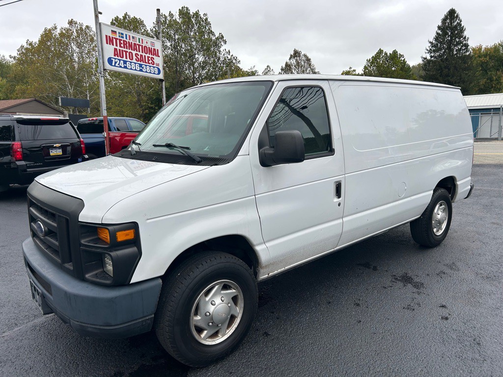2012 Ford E-series Image 1