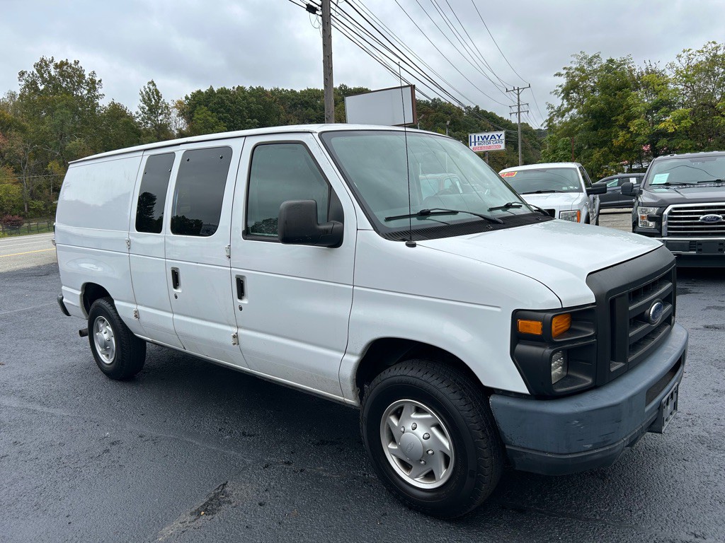 2012 Ford E-series Image 3