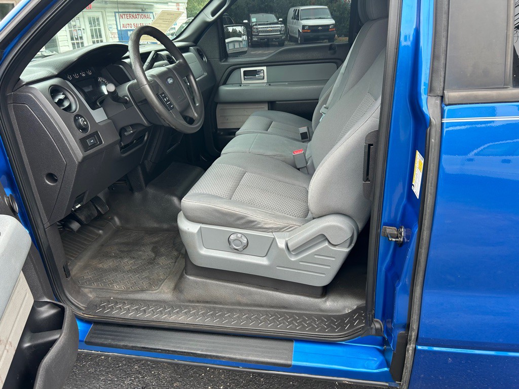 2011 Ford F-150 Image 10