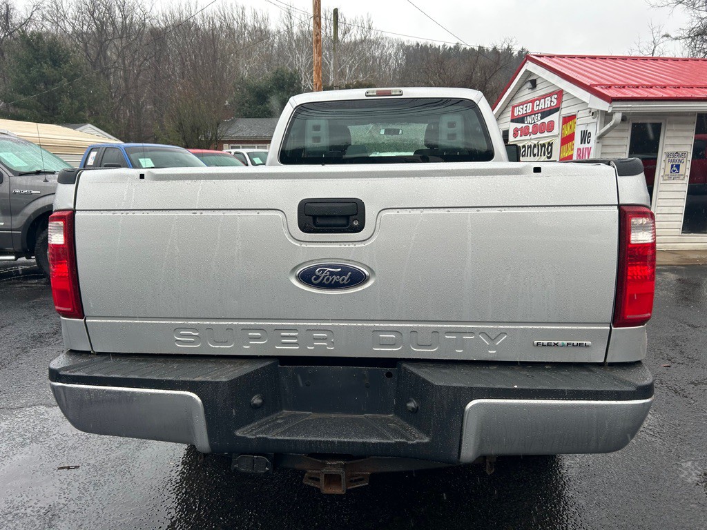 2015 Ford F-250 Image 6