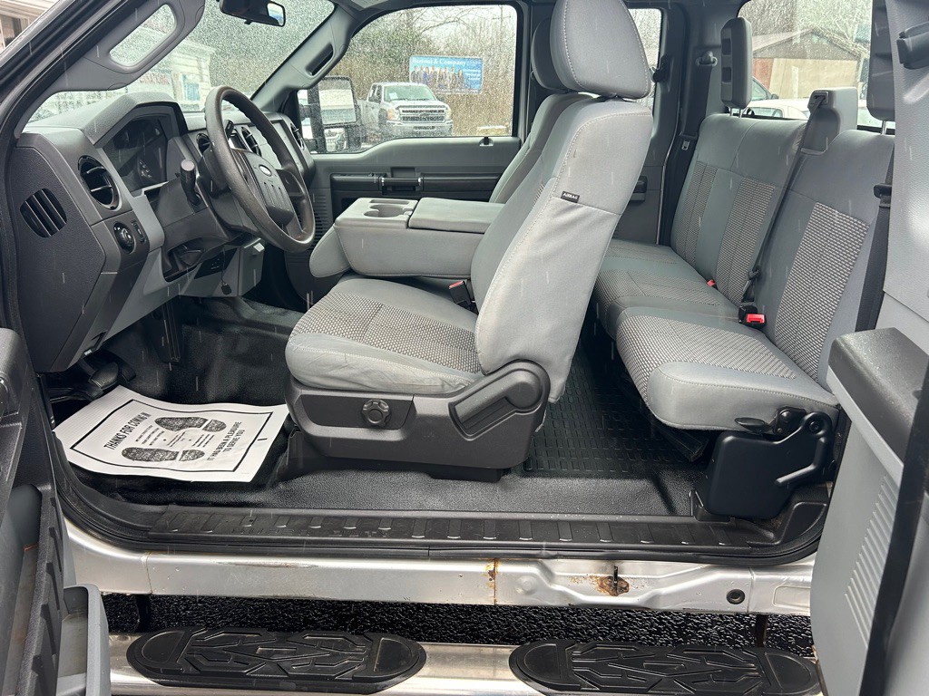 2015 Ford F-250 Image 12