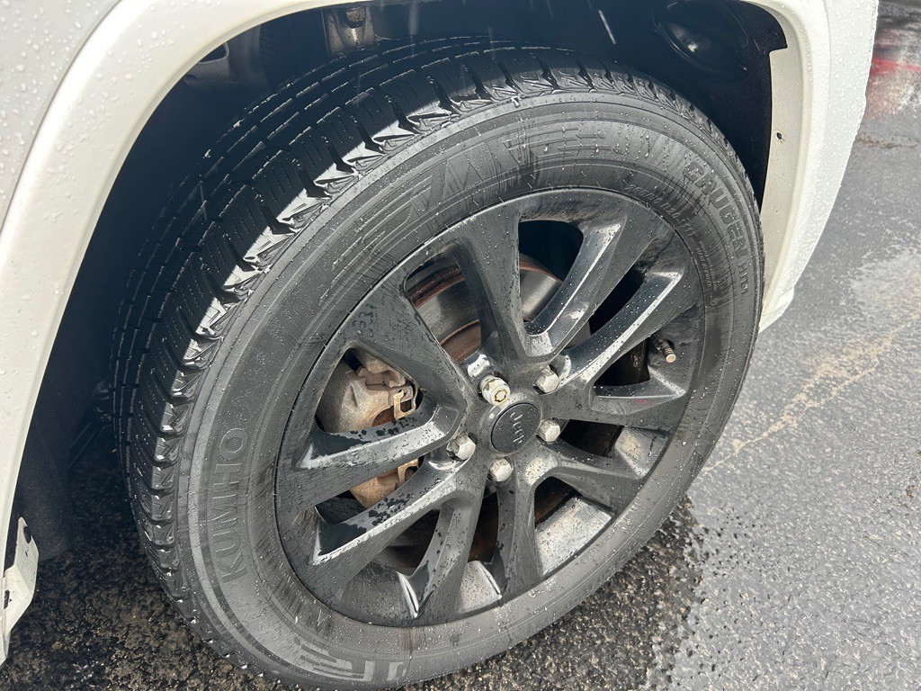 2017 Jeep Grand Cherokee Image 9