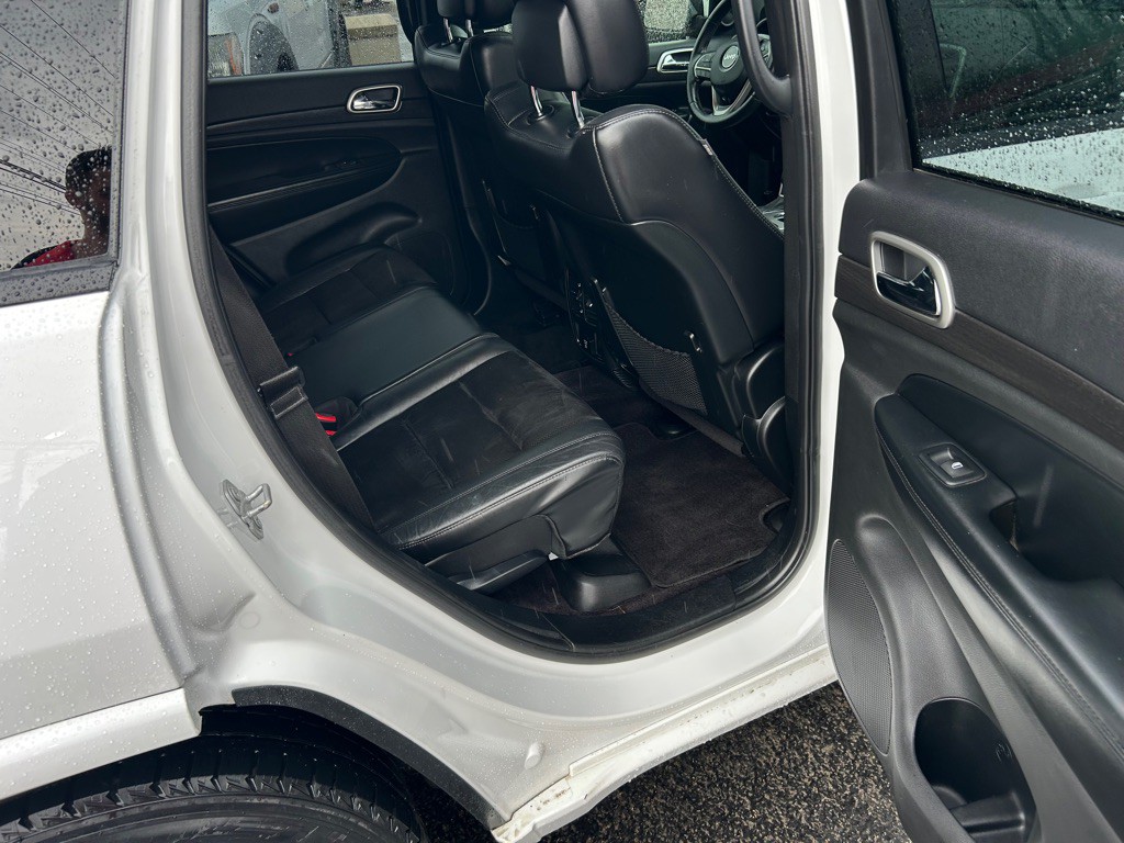 2017 Jeep Grand Cherokee Image 10