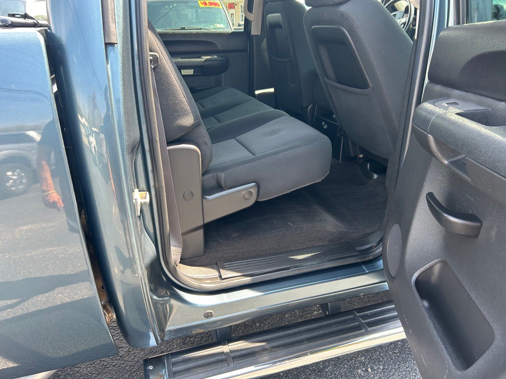 2011 Chevrolet Silverado 1500 Image 9