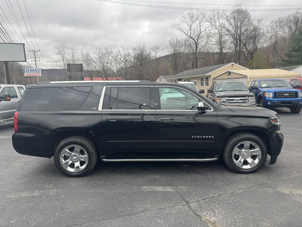 2015 Chevrolet Suburban Image 5