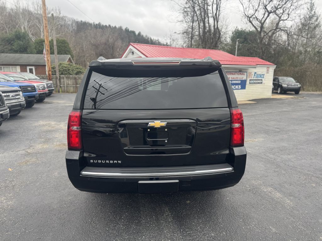 2015 Chevrolet Suburban Image 7