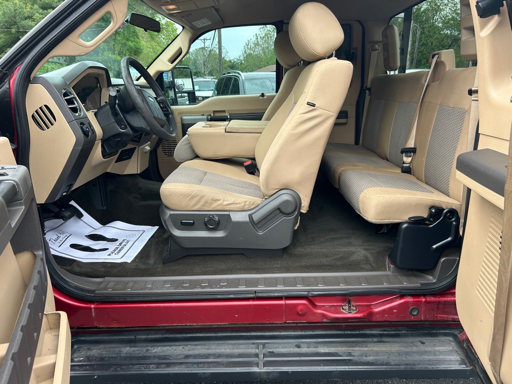 2015 Ford F-250 Image 17