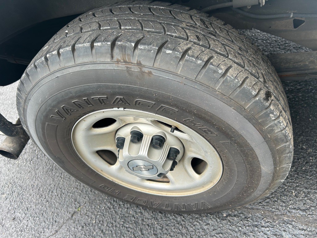 2019 Chevrolet Express Image 14